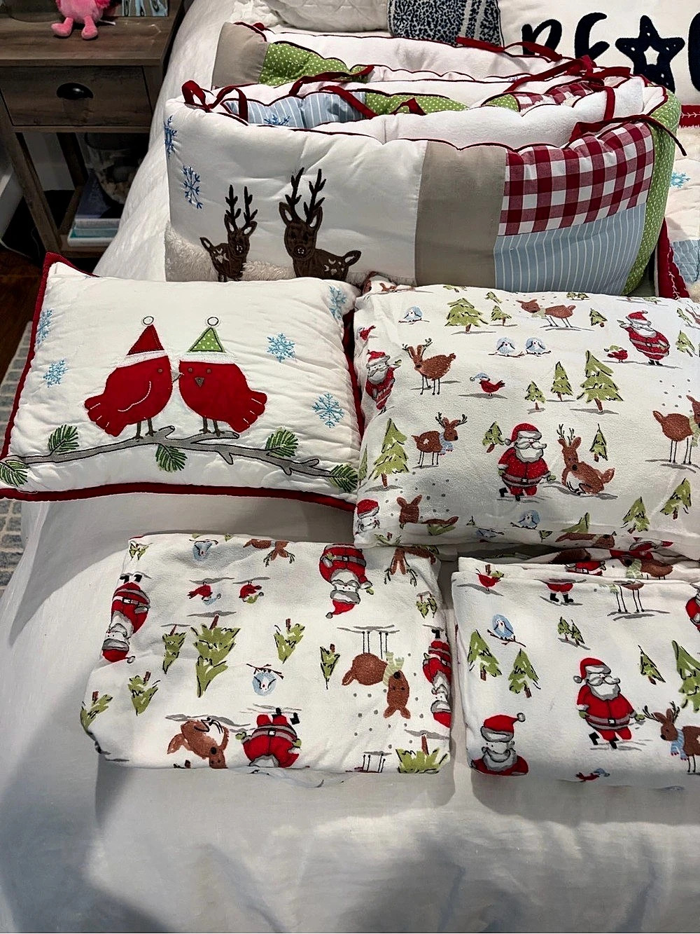 Pottery Barn Kids Holly Jolly Santa Quilt & Shams / Bedding Set